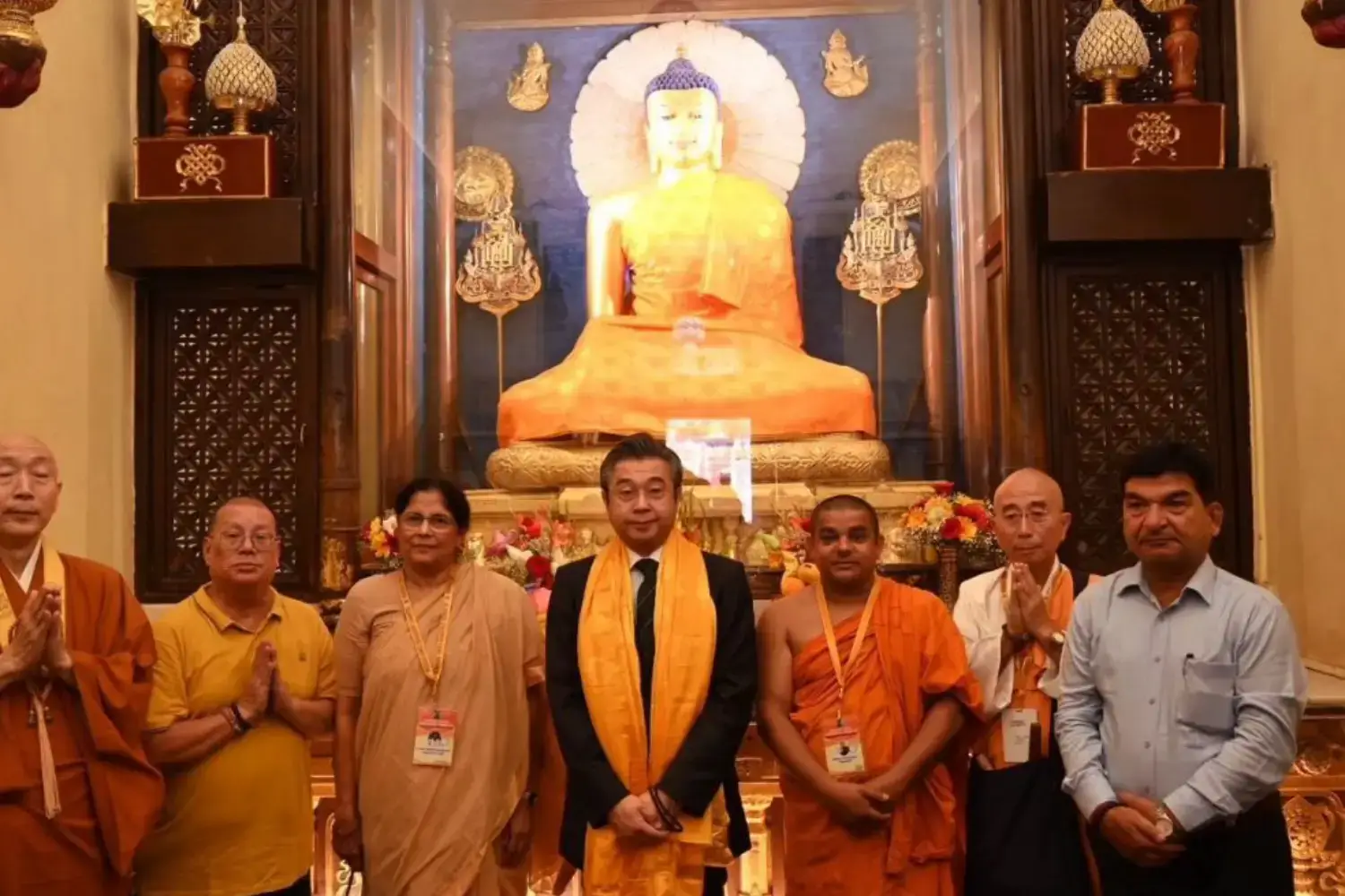 Japanese Ambassador Visits Mahabodhi Temple